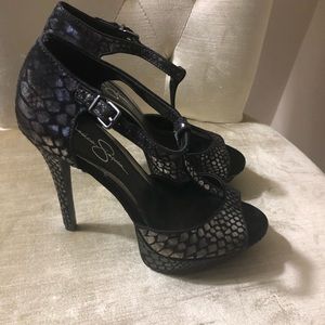 Jessica Simpson Sandals Black and Grey Snake Skin